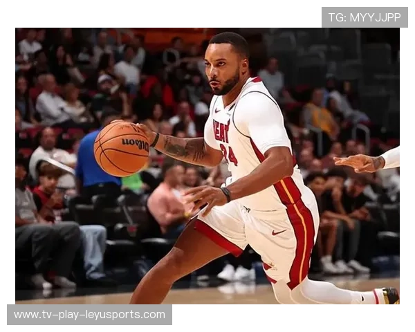 热火首节53分创历史第二！鲍威尔25分，26分大逆转126-108击败黄蜂，鲍威尔集锦