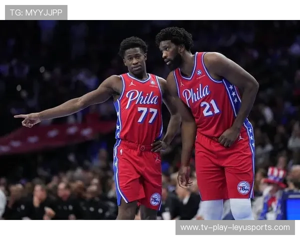 步行者记者谈字母动作：恩比德被罚，那他这动作也得被罚吧，恩比德vs字母哥